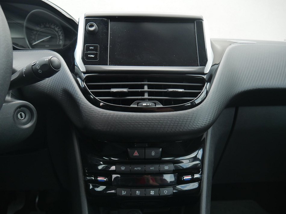 Peugeot 2008 1.2 PT Allure