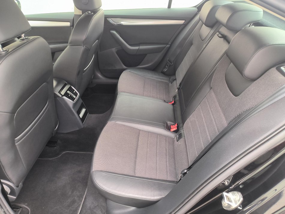 Škoda Octavia III 1.2 TSi Elegance