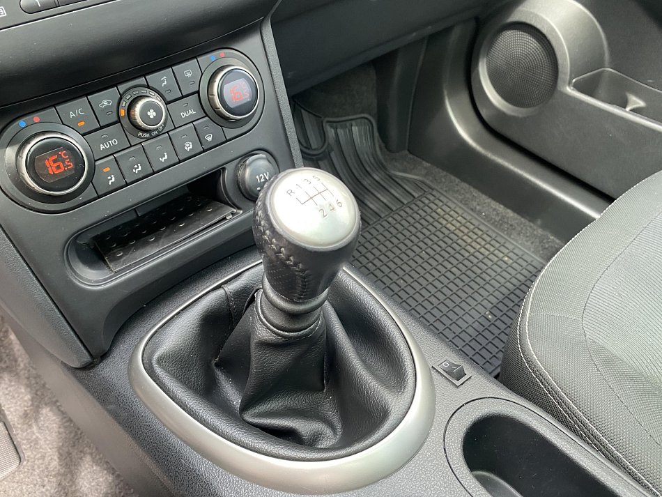 Nissan Qashqai 2.0i I-Way