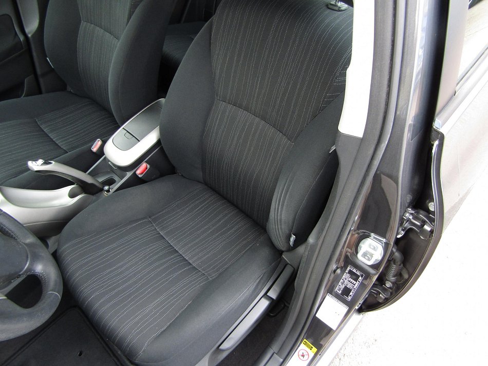 Toyota Auris 1.6 VVT-i 