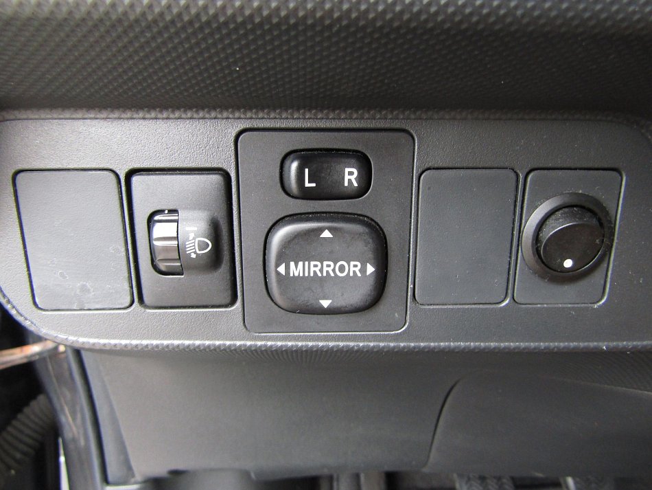 Toyota Auris 1.6 VVT-i 