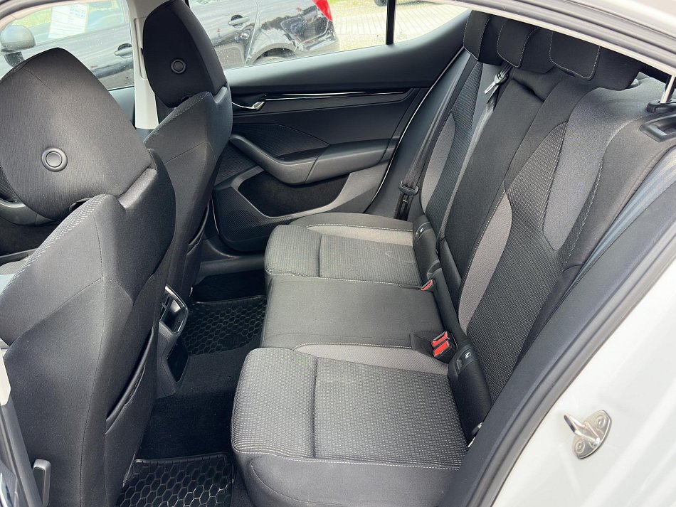 Škoda Octavia IV 2.0 TDi Ambition