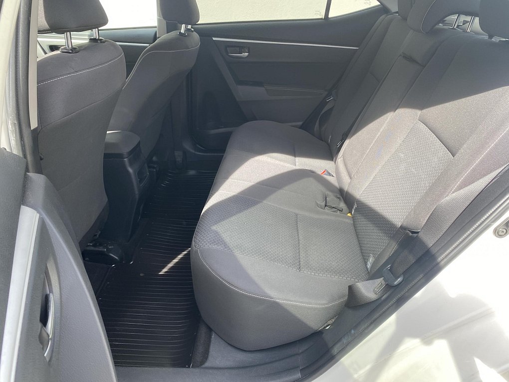 Toyota Corolla 1.6 i 