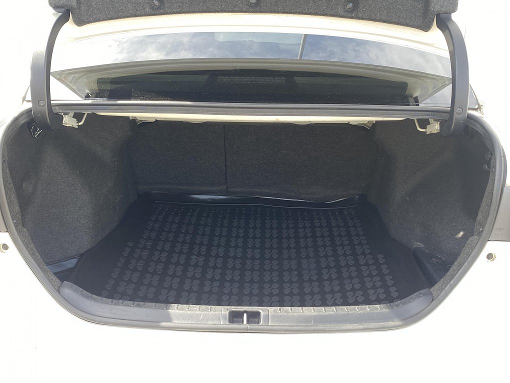 Toyota Corolla 1.6 i 