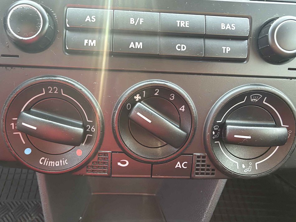 Volkswagen Polo 1.4i 