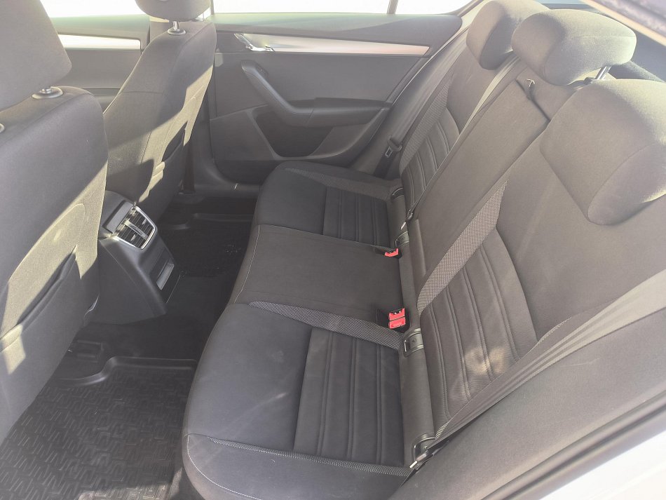 Škoda Octavia III 1.4 TSi Ambition