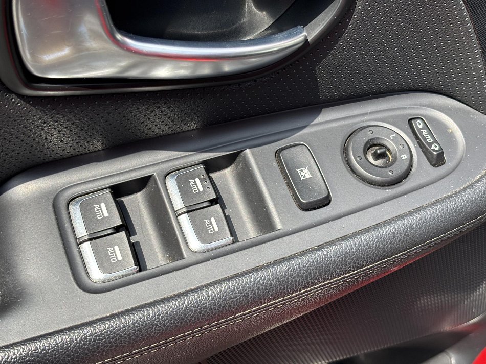 Kia Carens 1.6 GDi 