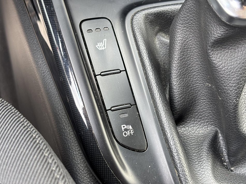 Kia Carens 1.6 GDi 