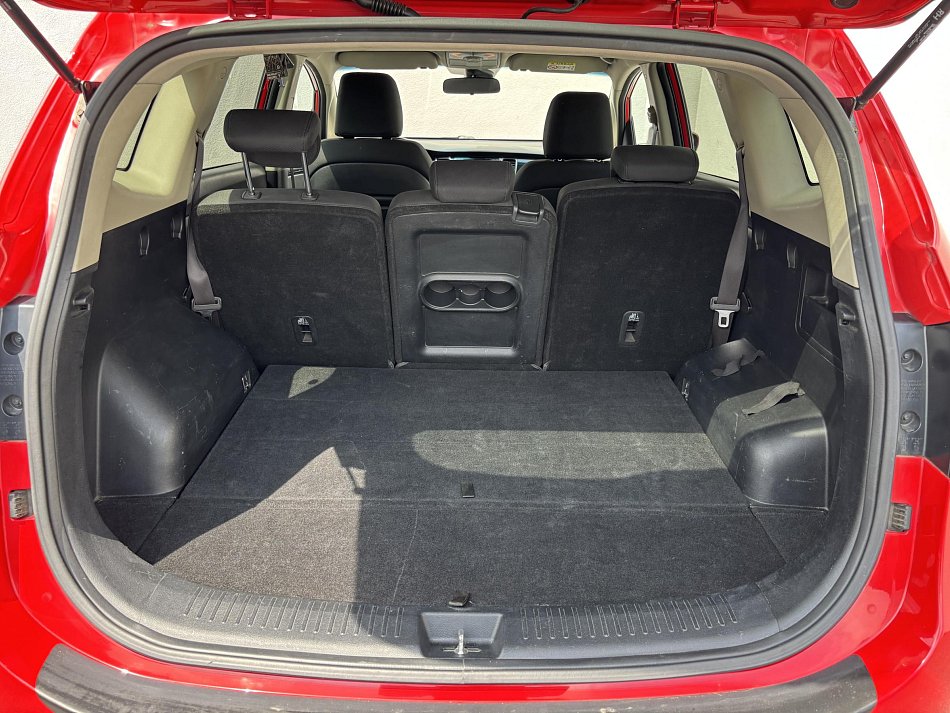 Kia Carens 1.6 GDi 