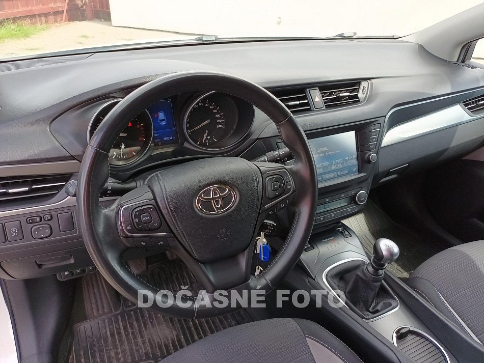 Toyota Avensis 2.0D-4D 
