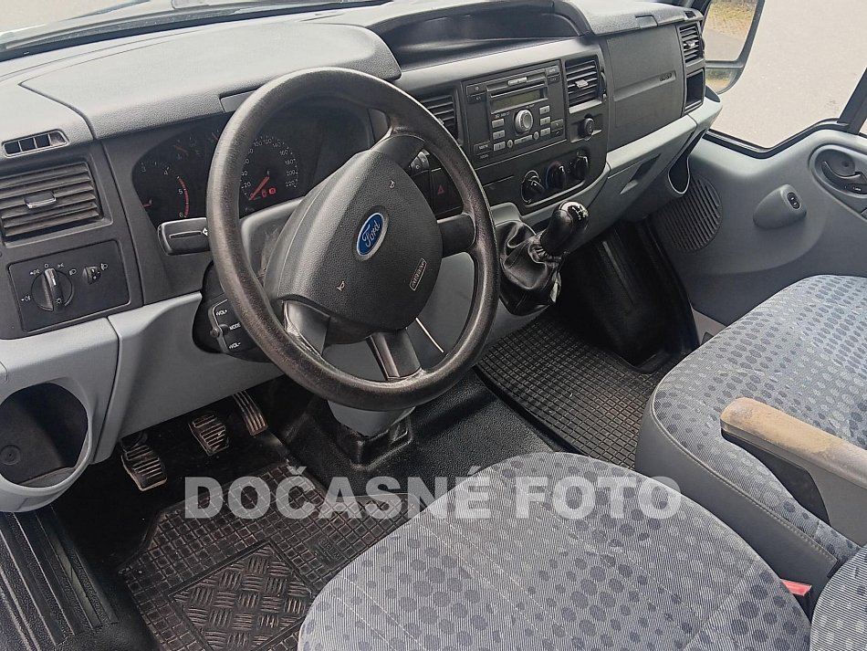Ford Transit 2.2TDCi  6míst