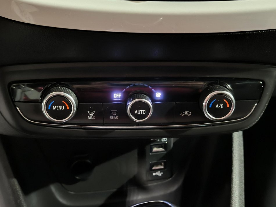 Opel Crossland X 1.2T Edition