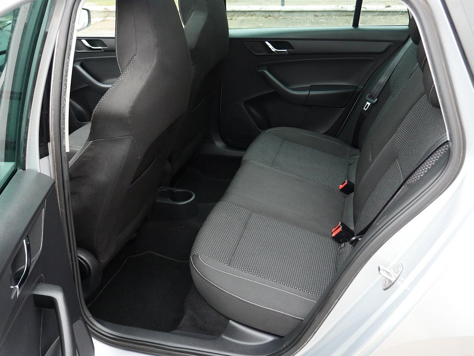 Škoda Rapid 1.2 TSi Sport