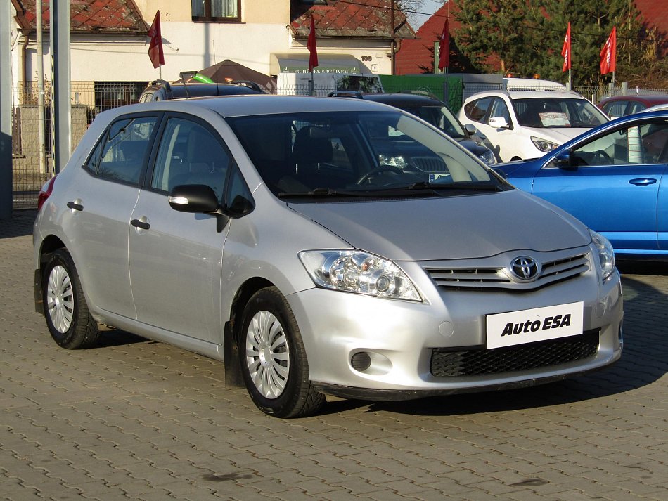 Toyota Auris 1.4 D4-D Terra Cool