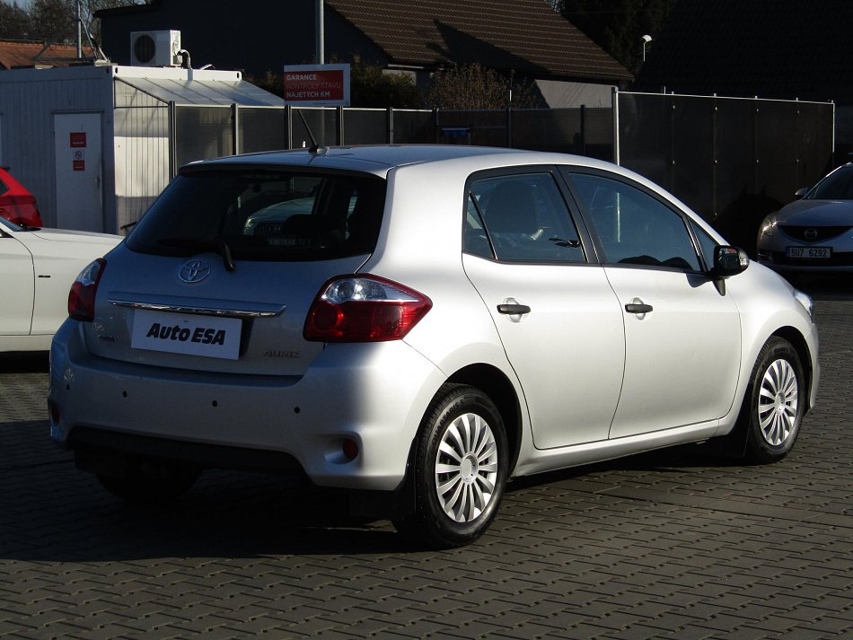 Toyota Auris 1.4 D4-D Terra Cool