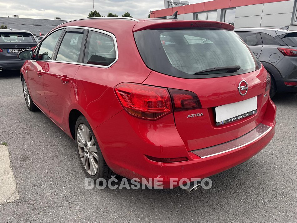 Opel Astra 2.0 CDTi 