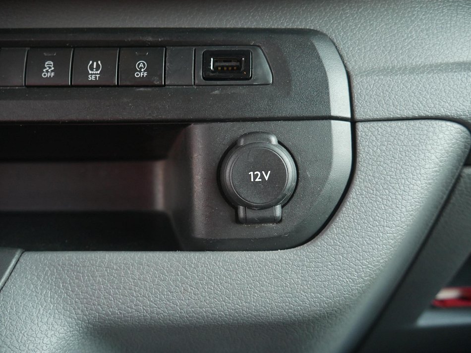 Citroën Jumpy 1.5HDi  L2 8míst