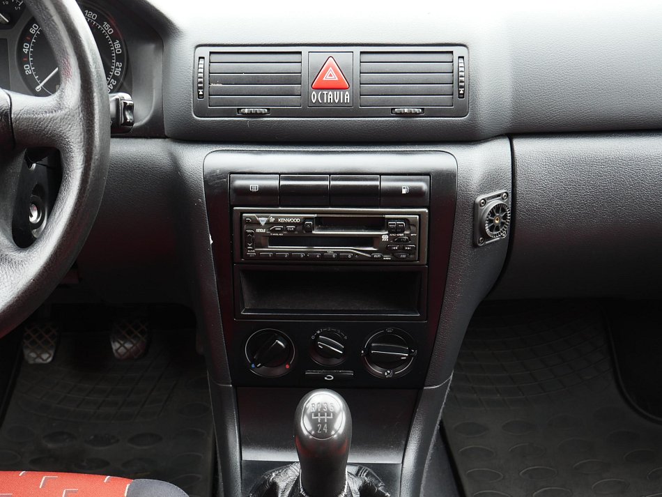 Škoda Octavia 1.6I 