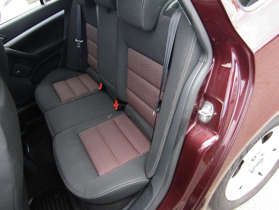 Škoda Octavia II 1.4 TSi Ambiente