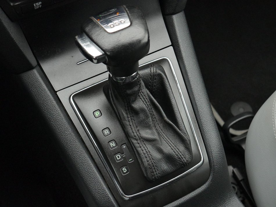 Škoda Octavia II 2.0 TDi L&K