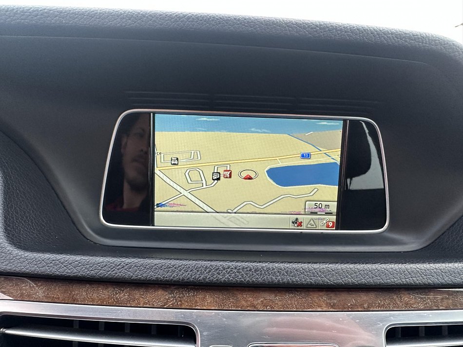 Mercedes-Benz Třída E 2.2CDi 