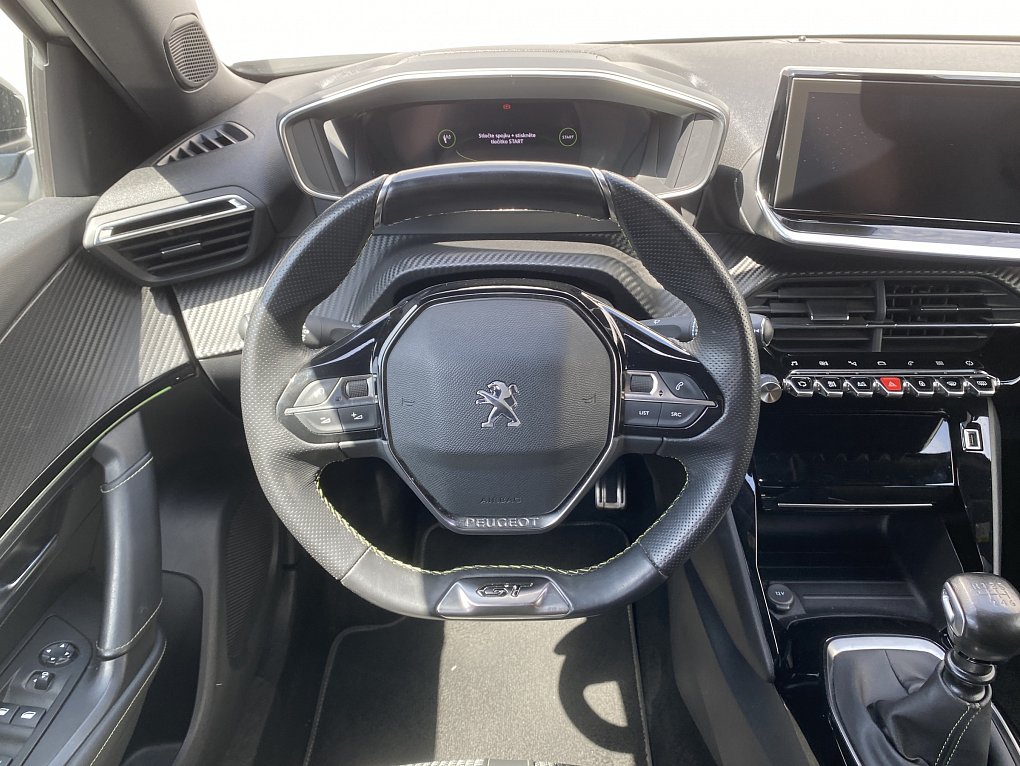 Peugeot 2008 1.2PT GT Line