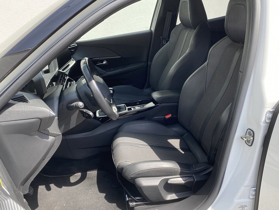 Peugeot 2008 1.2PT GT Line