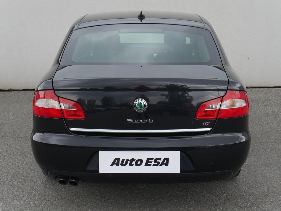 Škoda Superb II 2.0 TDi Ambition