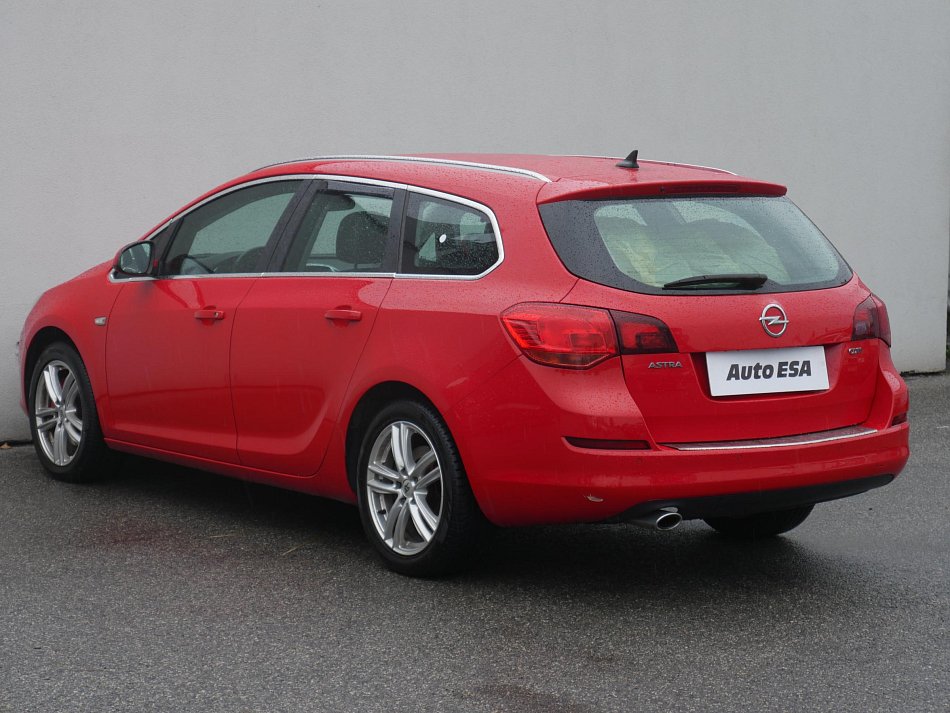 Opel Astra 2.0 CDTi 