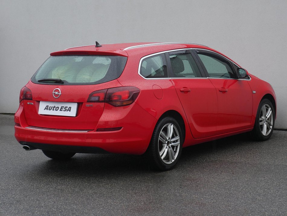 Opel Astra 2.0 CDTi 