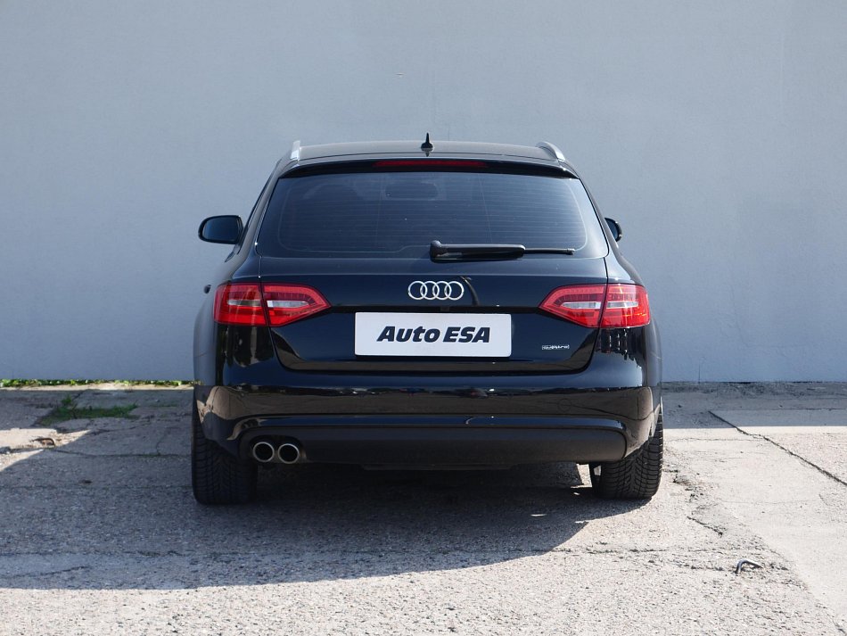 Audi A4 2.0TDi  Avant