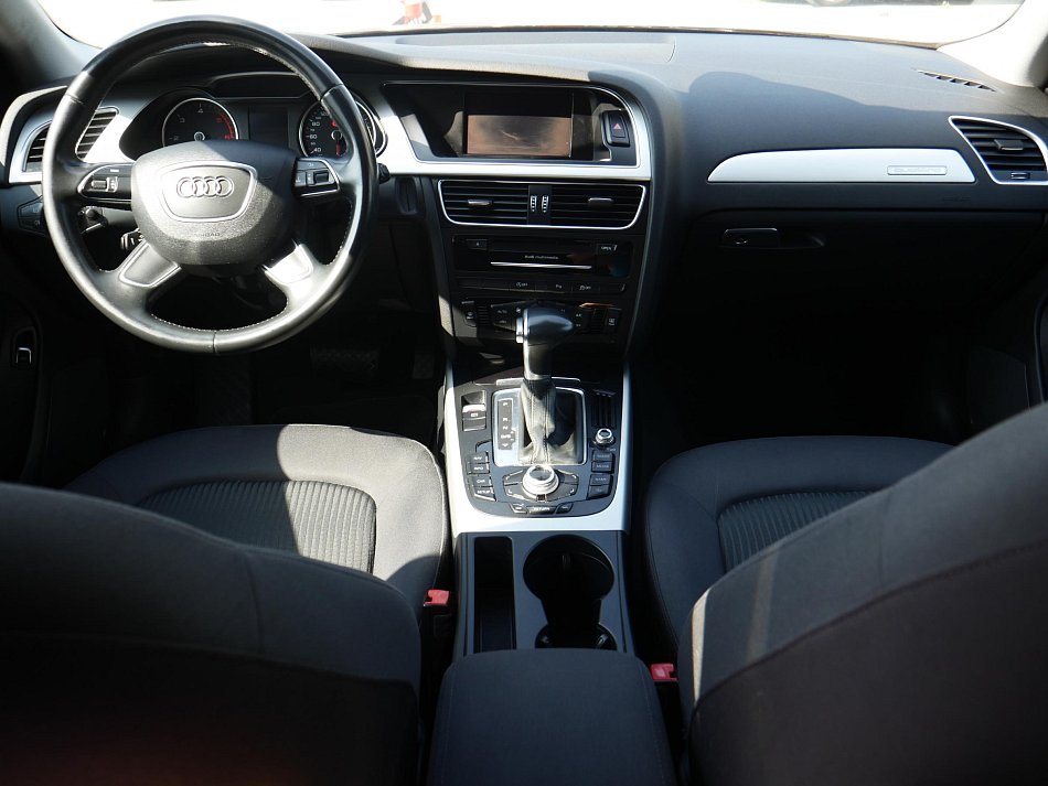 Audi A4 2.0TDi  Avant