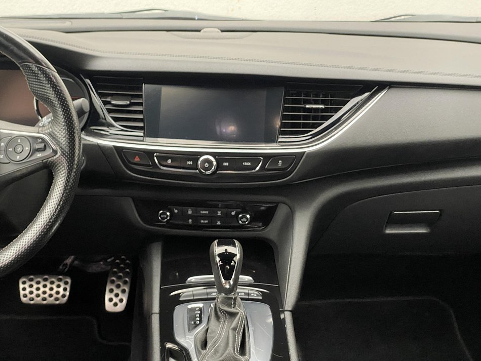 Opel Insignia 2.0 CDTi 