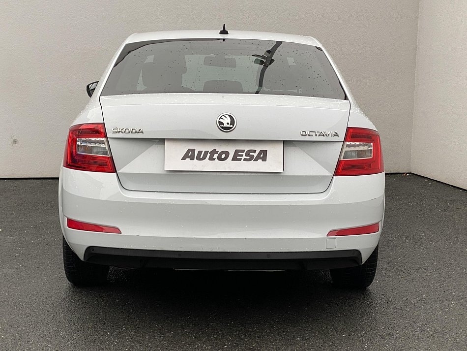 Škoda Octavia III 2.0TDI Elegance