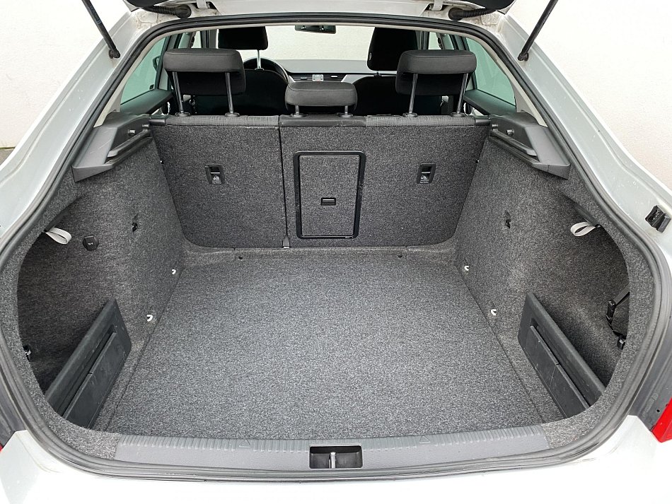 Škoda Octavia III 2.0TDI Elegance