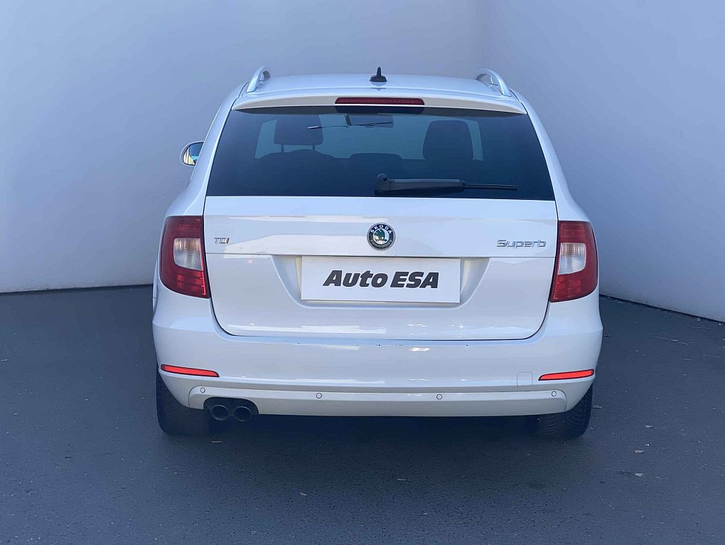 Škoda Superb II 2.0 TDi Ambition