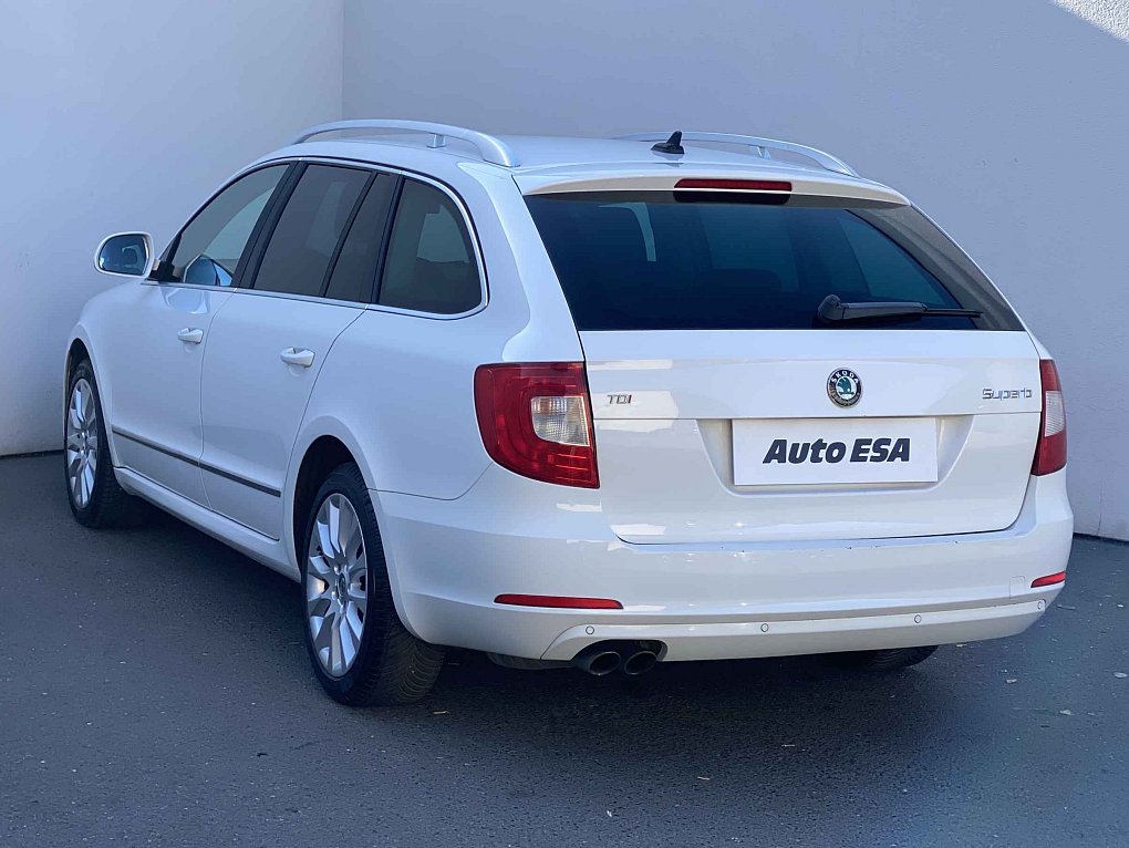 Škoda Superb II 2.0 TDi Ambition
