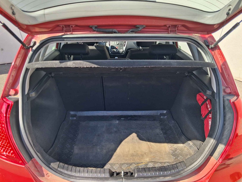 Kia Ceed 1.4 MPI 