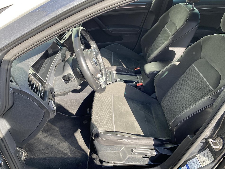 Volkswagen Golf 2.0TDi GTD