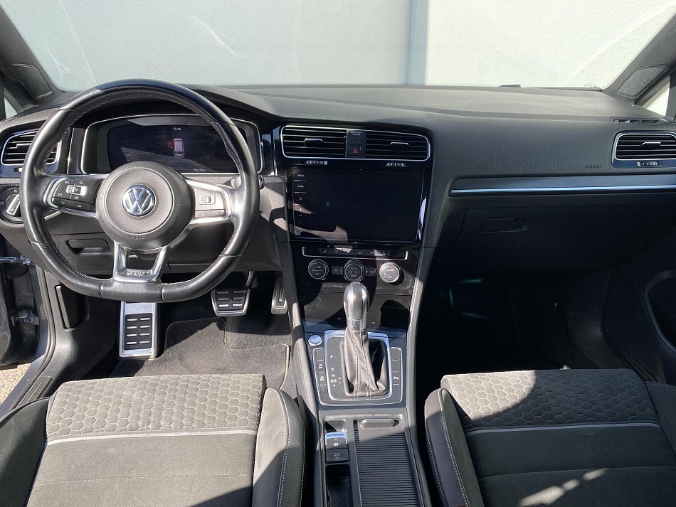 Volkswagen Golf 2.0TDi GTD