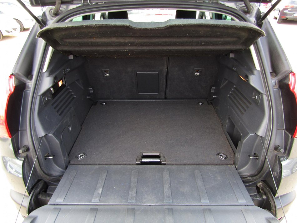 Peugeot 3008 2.0 HDi 