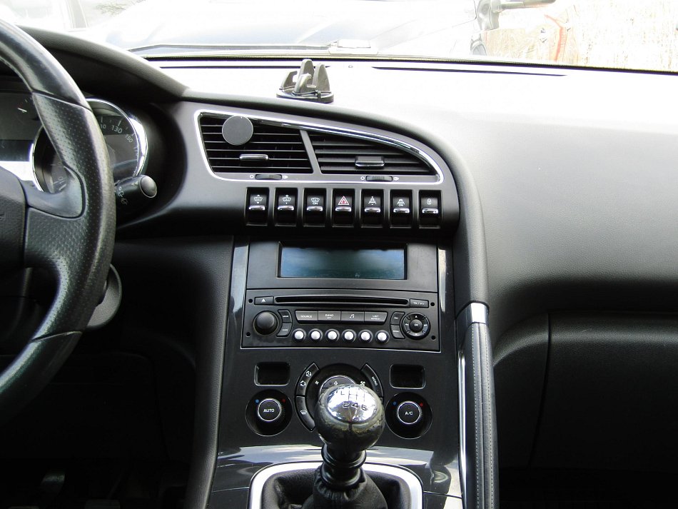 Peugeot 3008 2.0 HDi 