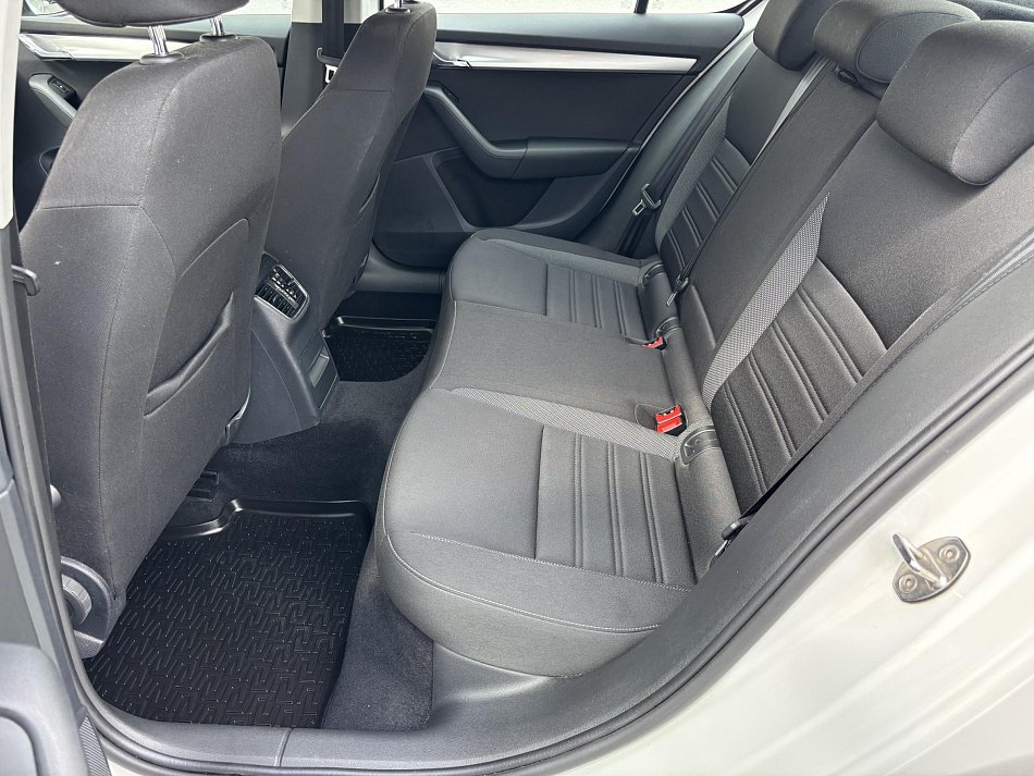 Škoda Octavia III 1.6 TDi Ambition