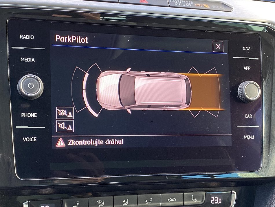 Volkswagen Passat 2.0 TDi Highline