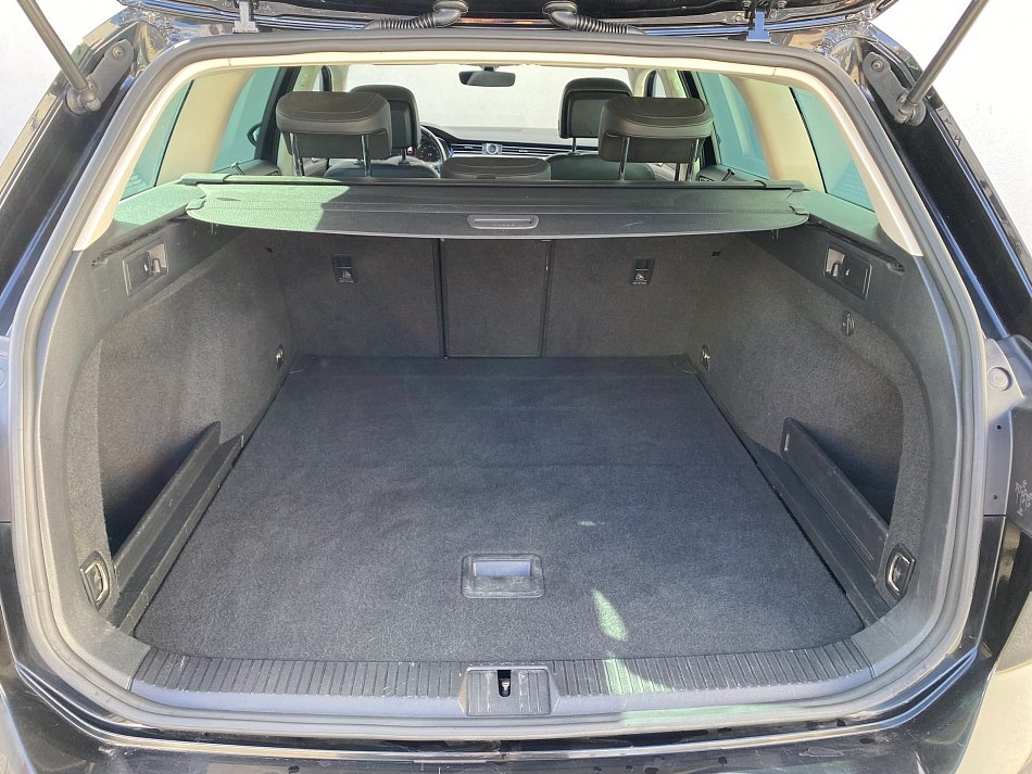 Volkswagen Passat 2.0 TDi Highline