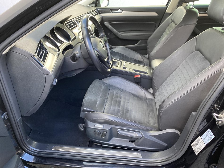 Volkswagen Passat 2.0 TDi Highline