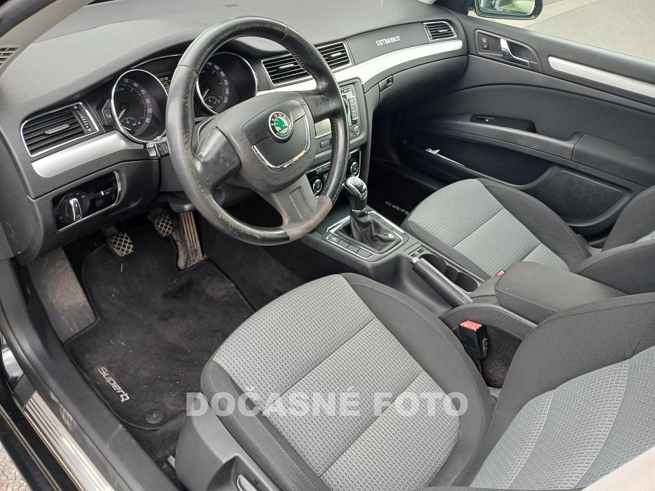 Škoda Superb II 2.0 TDi Ambition