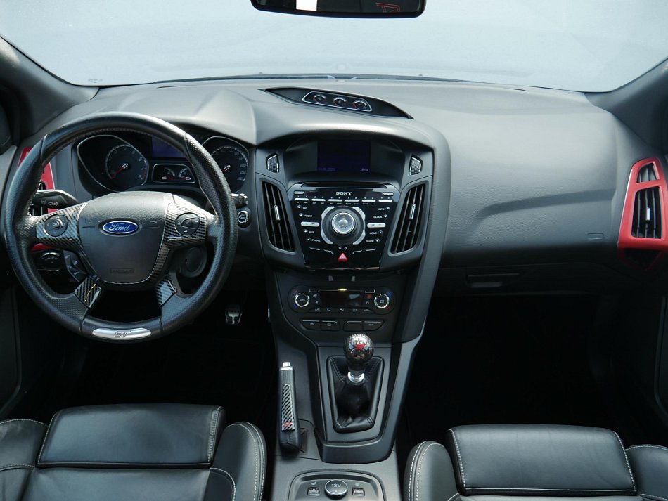 Ford Focus 2.0EB ST