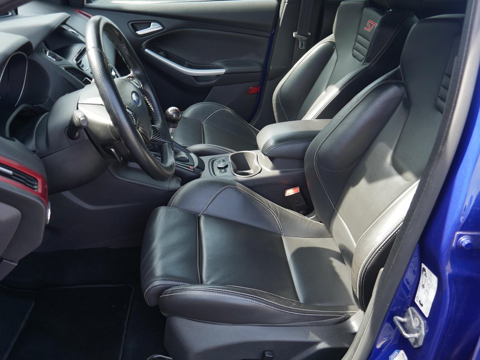 Ford Focus 2.0EB ST