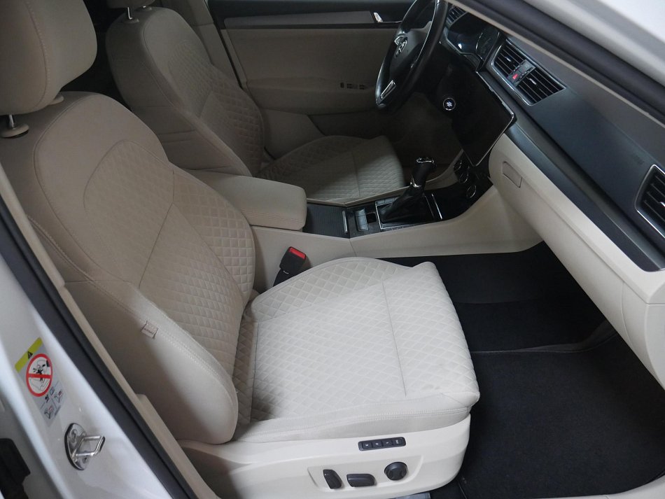 Škoda Superb III 2.0 TSI Style